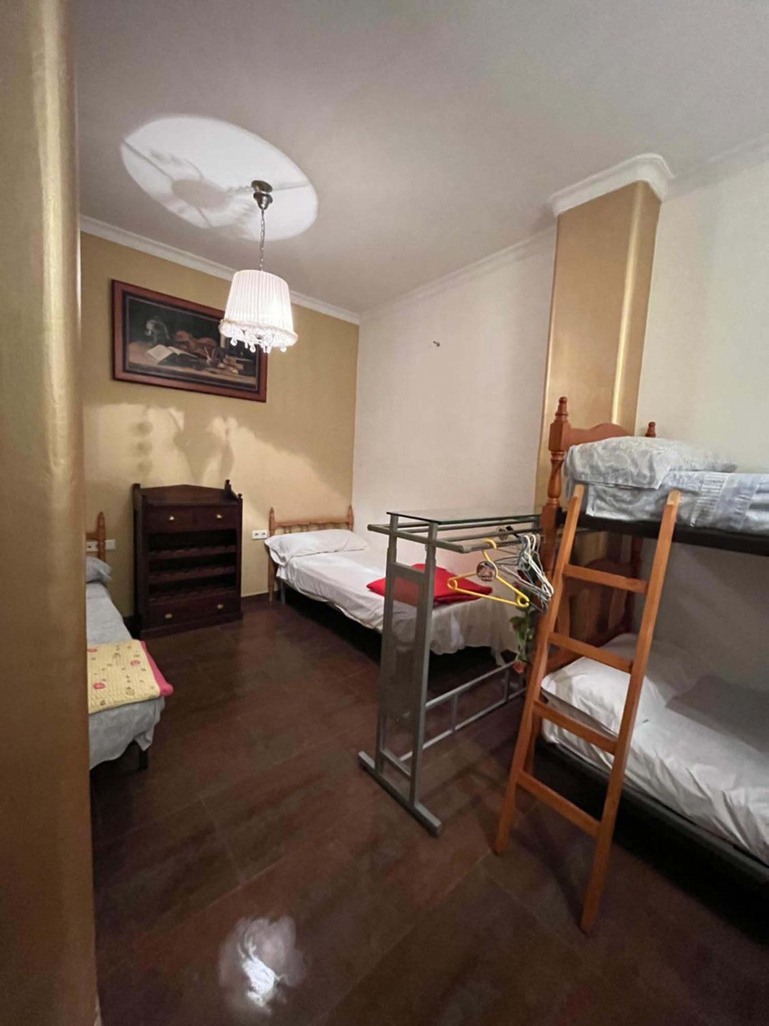 Apartamento En Pleno Centro De Marchena 3 Dormitorios 3 Banos Privados 외부 사진