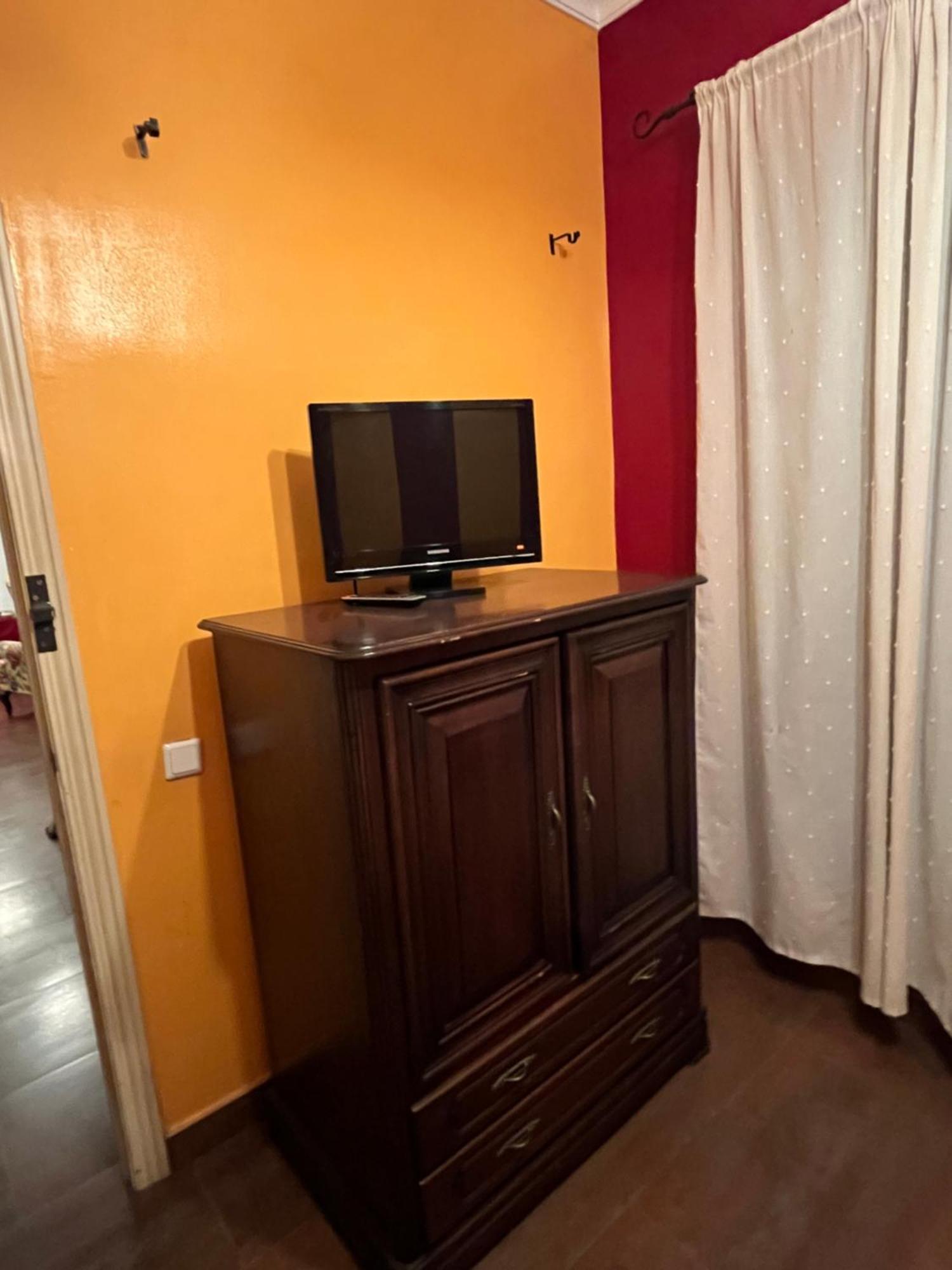 Apartamento En Pleno Centro De Marchena 3 Dormitorios 3 Banos Privados 외부 사진